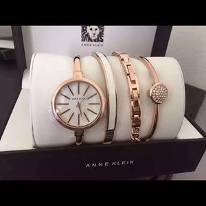 Sold！AK Rose Gold-Tone Bangle Watch Set